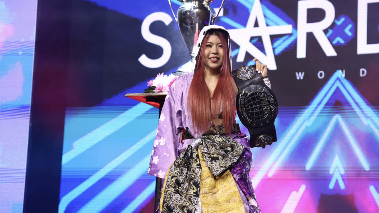 AEW Dynamite 6/17 – Halbfinalspiel der Owen Hart Foundation Trophy der Frauen und mehr