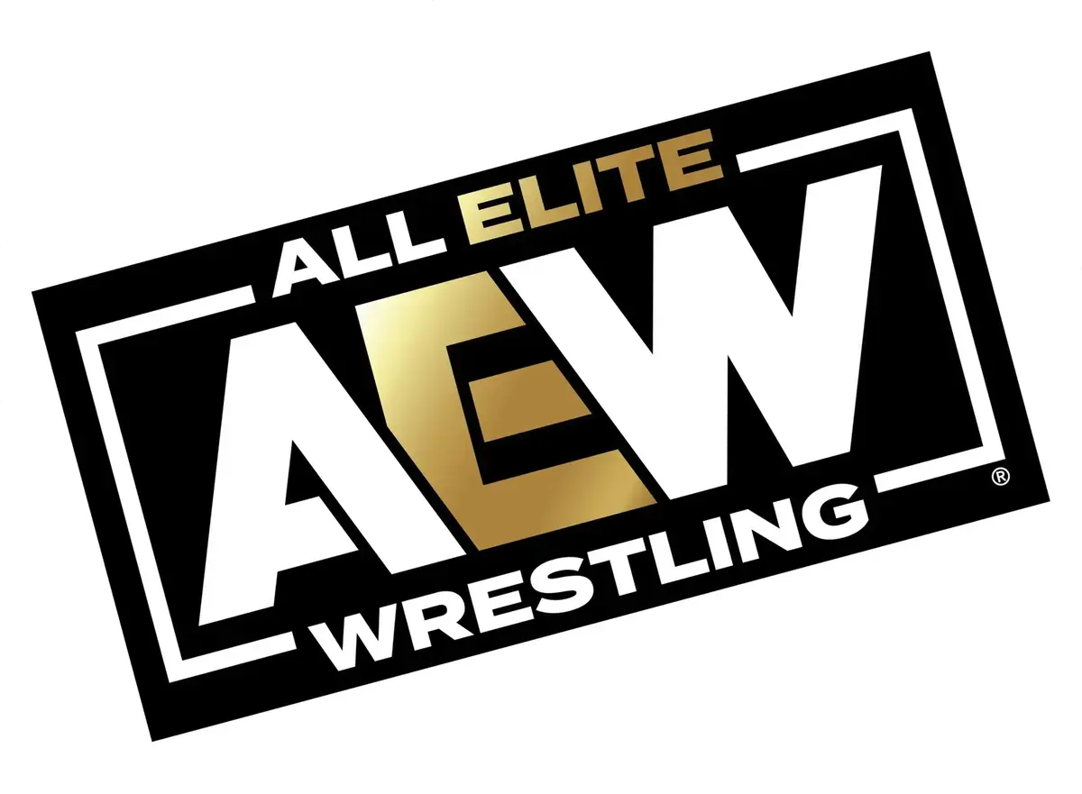 AEW News: Wrestler kehrt nach langer Abwesenheit zurück, Strandurlaub und vergitterte Türen, Überleben des Stärksten