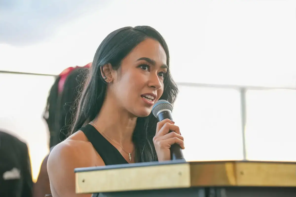 AJ Lee lobt die Unterstützung von CM Punk und spricht offen über psychische Veränderungen in der WWE