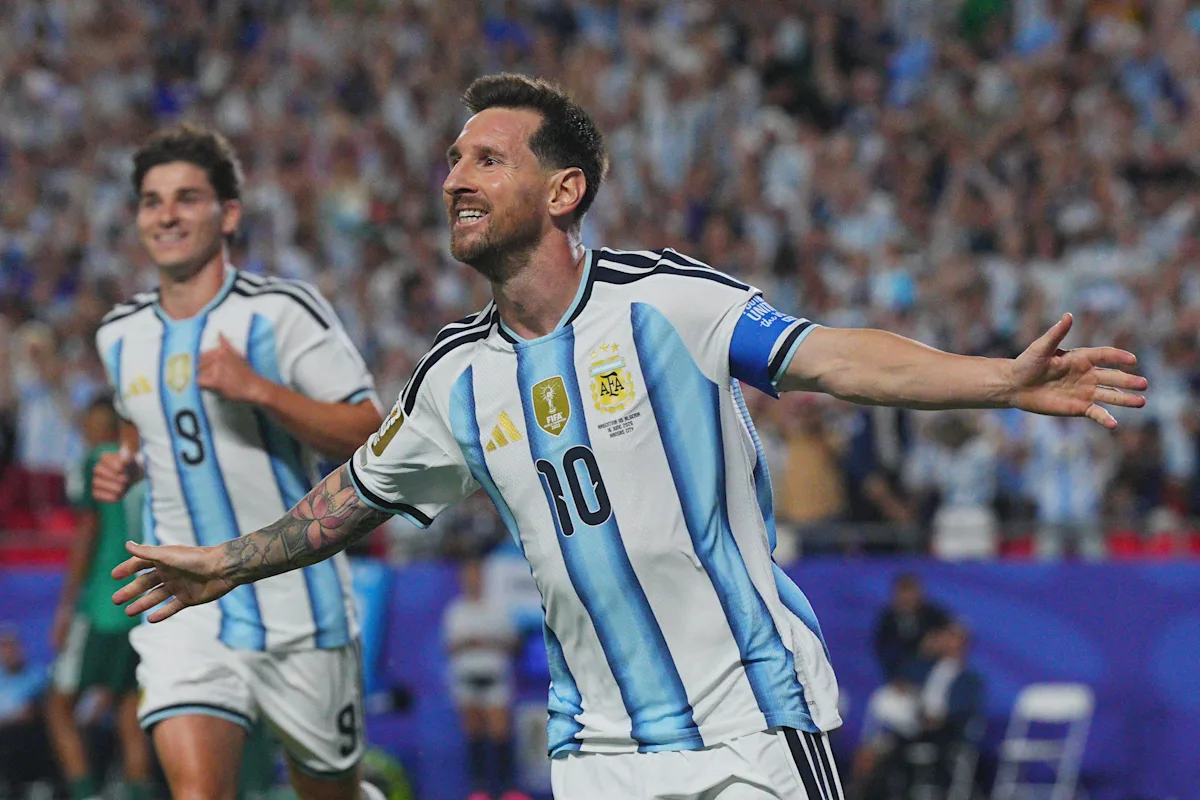 Aktualisierte Rangliste der WM-Gruppe J, in Klammern: Wo steht Argentinien?