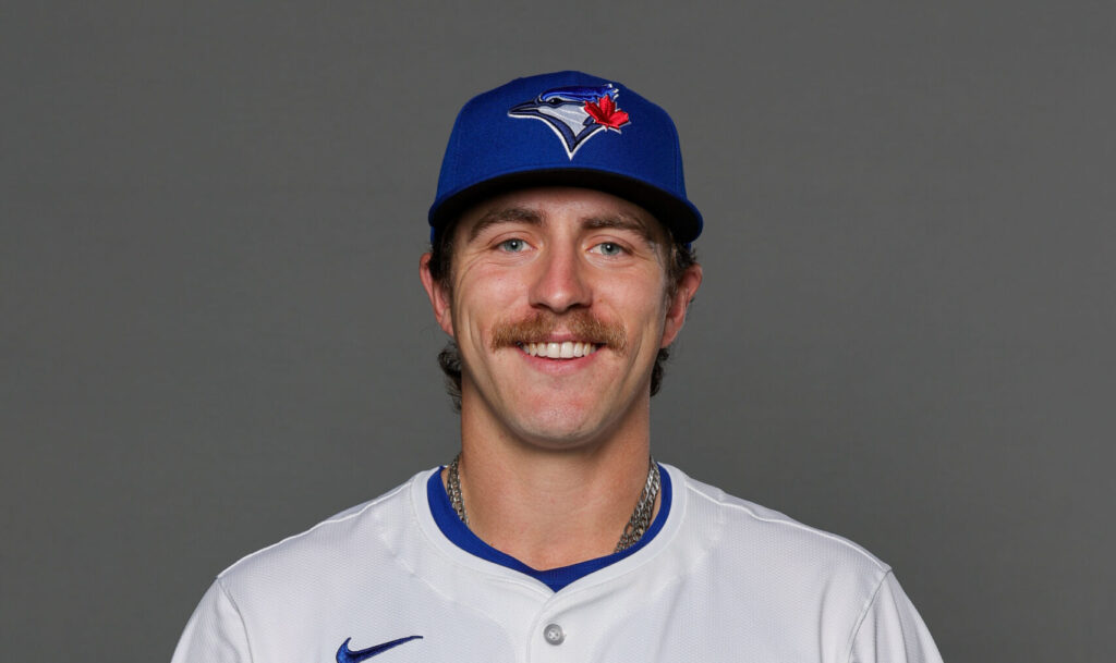 Blue Jays wählen Chad Dallas, Outright Tanner Andrews