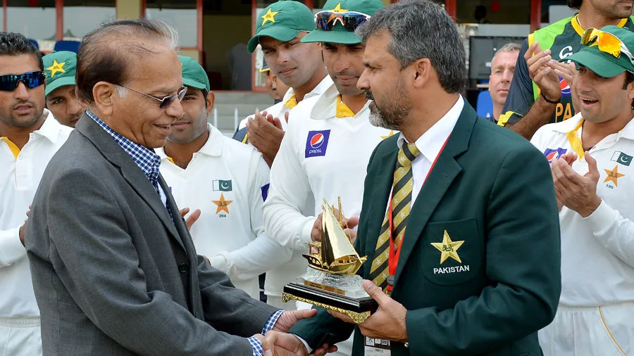 Der Cricket-Journalist und Rundfunklegende Qamar Ahmed ist im Alter von 88 Jahren gestorben