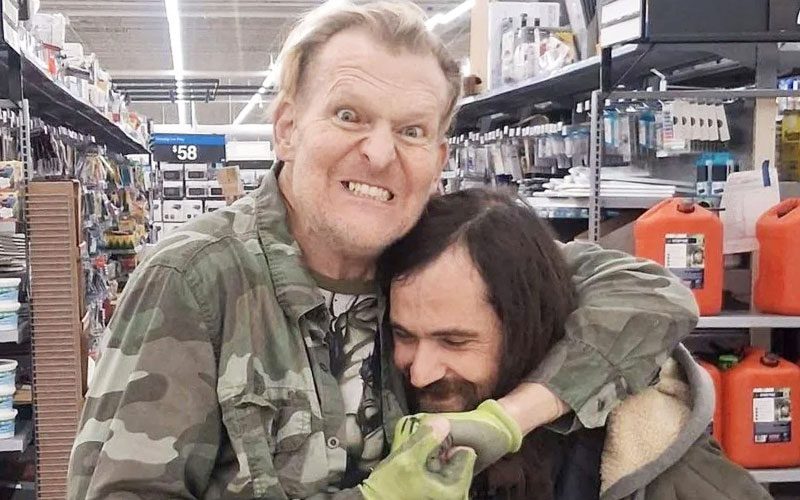 Der frühere WWE-Star Heidenreich befürchtete, dass sich die Fans wegen seines Walmart-Fotos über ihn lustig machen könnten