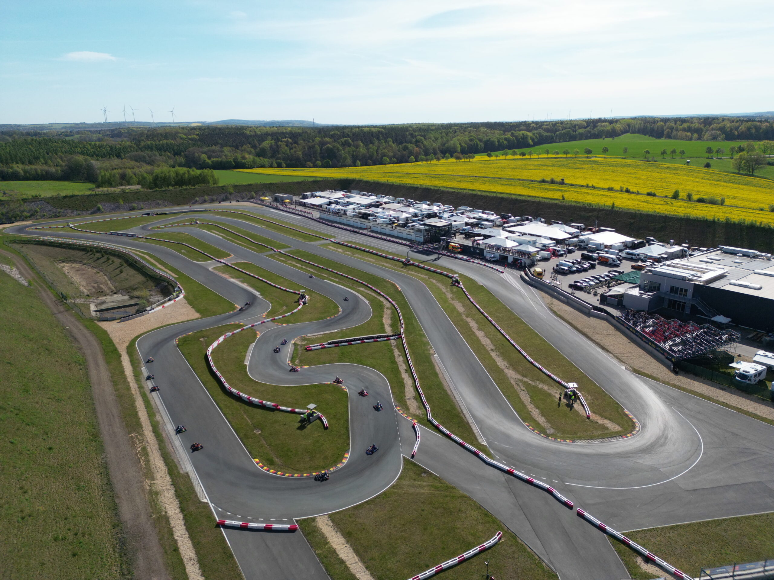 Die FIA-Kart-Europameisterschaft heizt sich auf und Baglin steht kurz davor, sich den eigentlichen Titel zu sichern