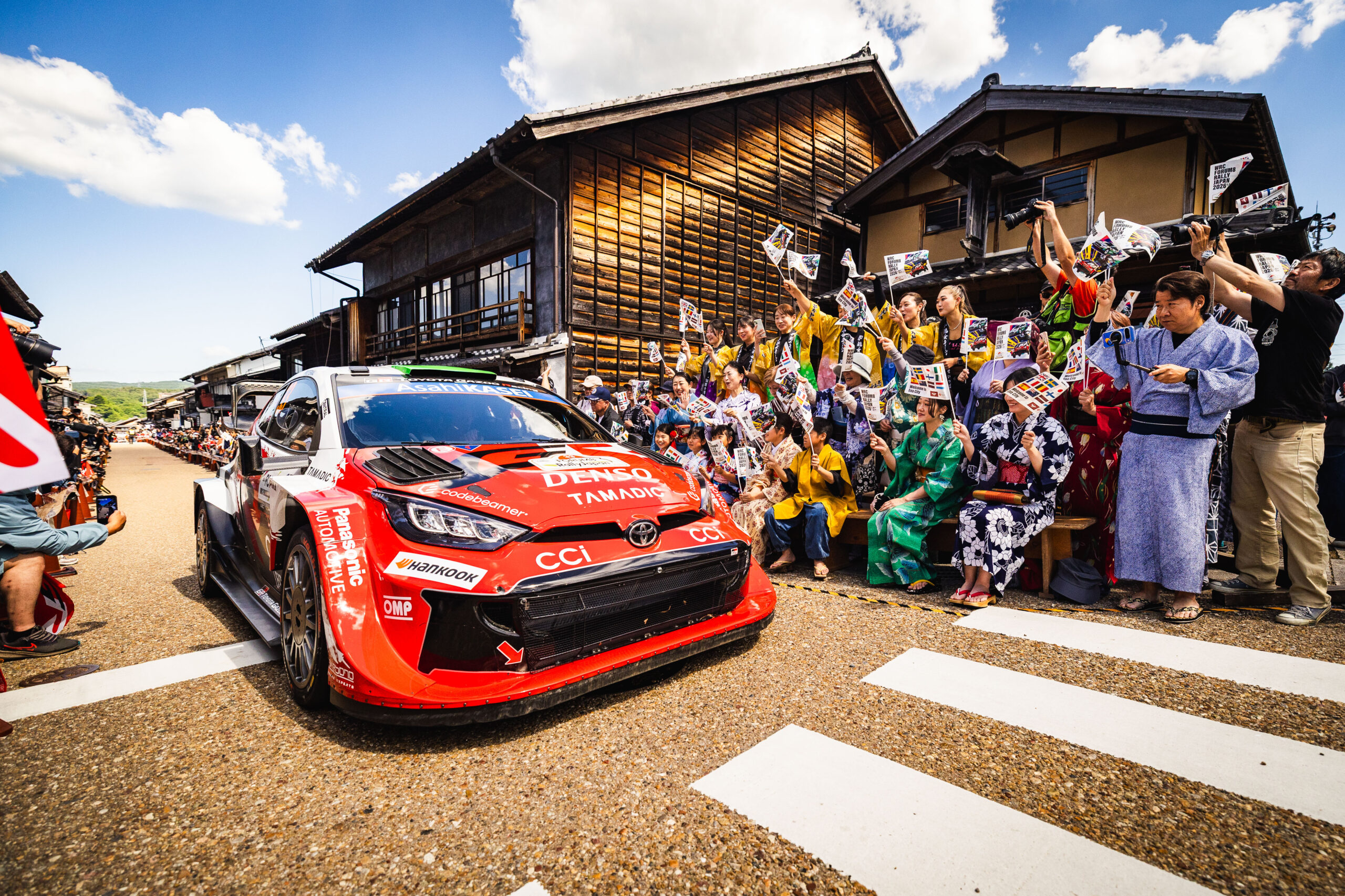 Evans führt Ogier ins Finale der Japan-Rallye, als Solbergs Herausforderung endet