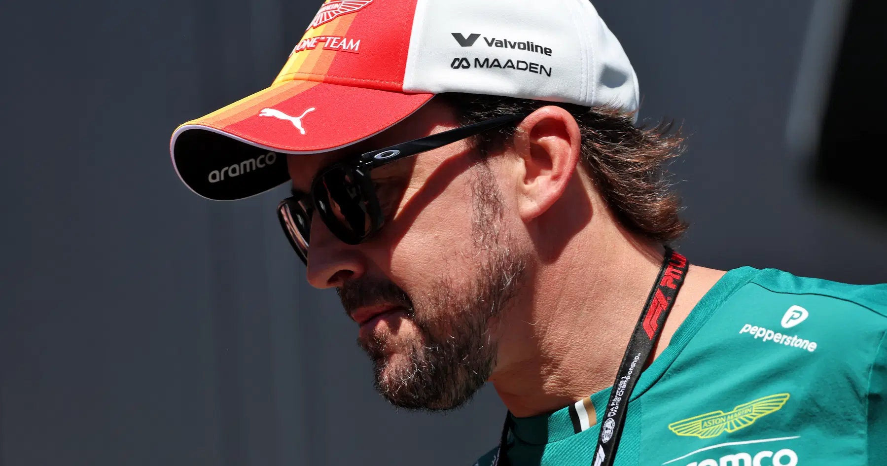 Fernando Alonso ist Aston Martins größter Hoffnungsträger, während die Formel-1-Gerüchte zunehmen