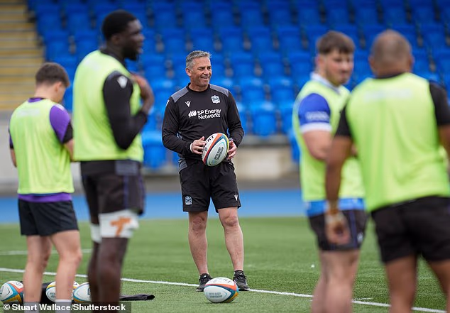 Franco Smith hat die Befürchtungen heruntergespielt, dass Glasgow die Möglichkeit verwehrt werden könnte, in Murrayfield zu spielen