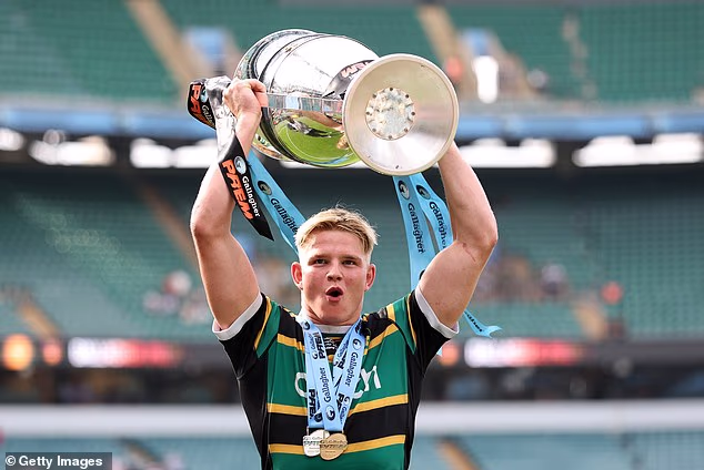 Henry Pollock trug dazu bei, die Northampton Saints im Finale der Prem Rugby League zum Ruhm zu führen