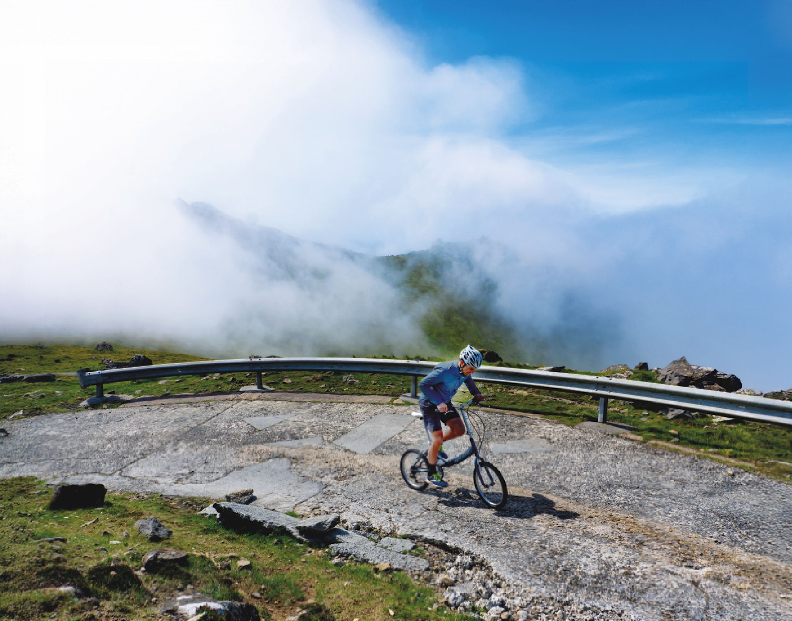 Ist dies der am weitesten entfernte Strava KOM der Welt? Um dorthin zu gelangen, habe ich ein Faltrad in ein kleines Kanu geschmuggelt