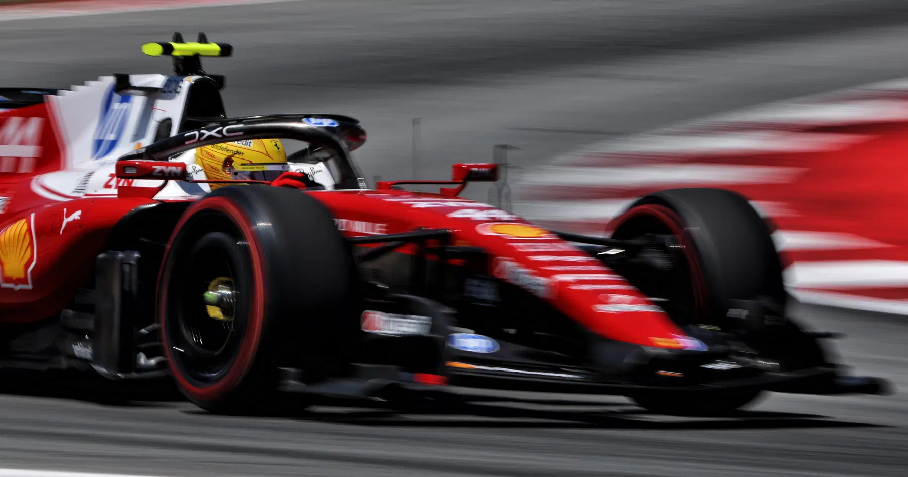 Lewis Hamilton beschert Ferrari in Barcelona einen emotionalen Sieg, während Mercedes stürzt