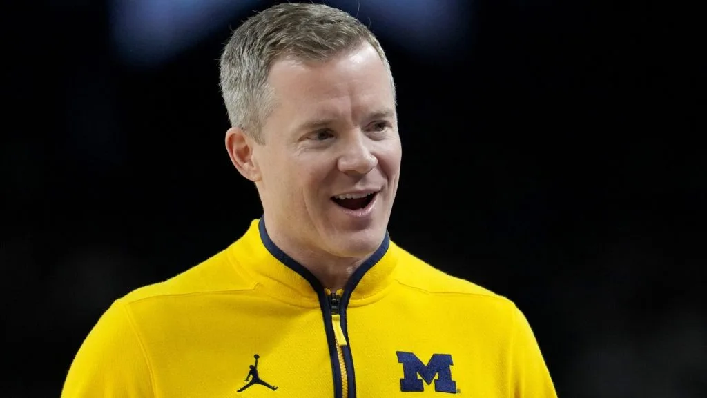 Mavericks heuern Dusty May aus Michigan an