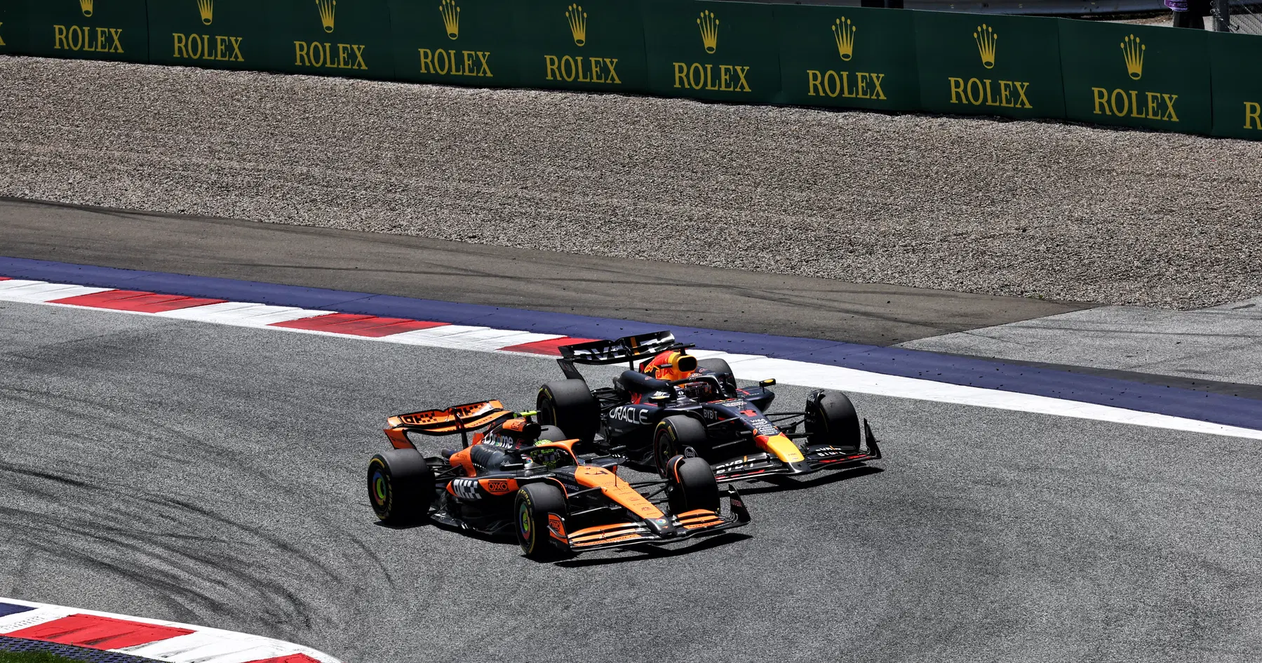 Max Verstappen und Lando Norris geraten aneinander, während der F1-Titelkampf immer hitziger wird: „Dumm und unfair“