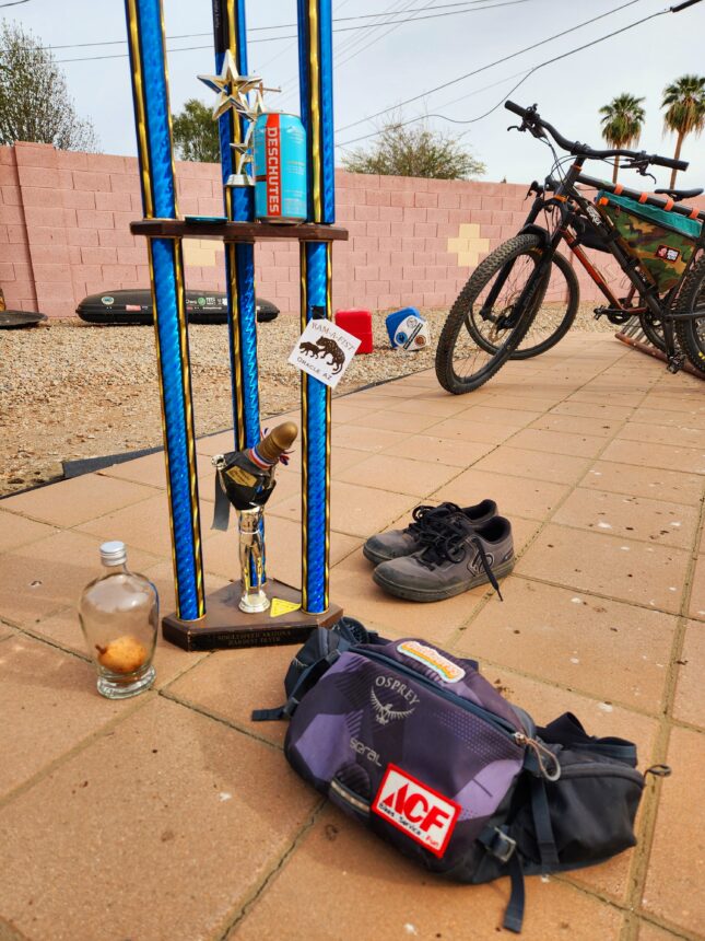 Mitternacht in der Oase – Drunkcyclist.com