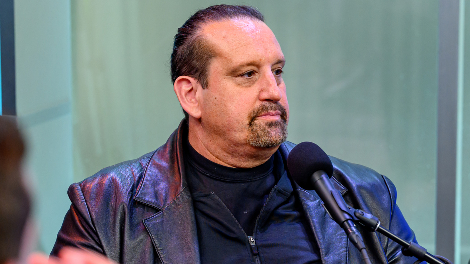 Nick Nemeth kommentiert die Verhaftung von Co-Moderator Tommy Dreamer und seinen Ausstieg aus TNA Wrestling