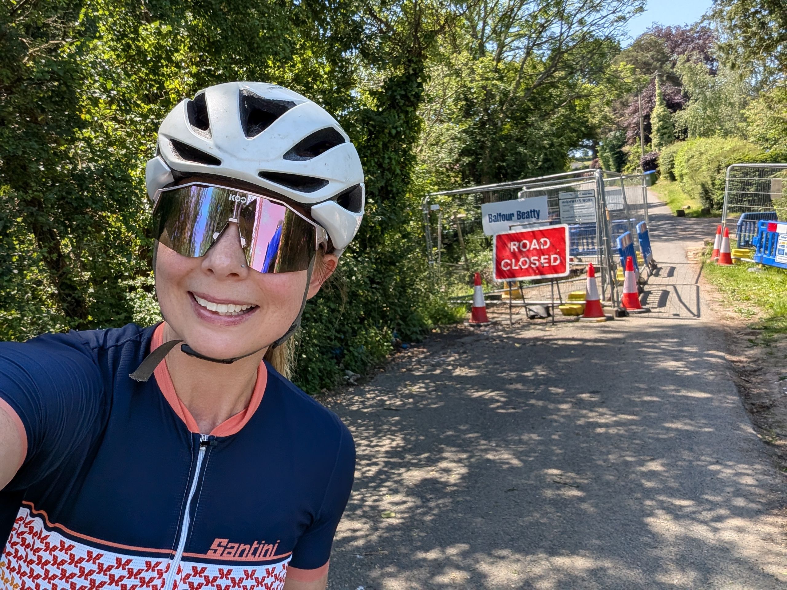 Radfahrer lieben eine gute Straßensperre – das hat dazu beigetragen, den aufdringlichen Gedanken zu unterdrücken, meine Kinder ohne Mutter zurückzulassen