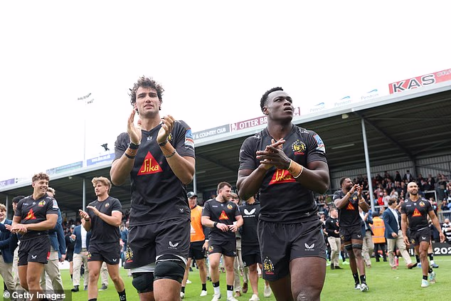 Exeter verdrängte die Saracens auf den letzten verbleibenden Platz in den Playoffs und schlug sie mit 32-12