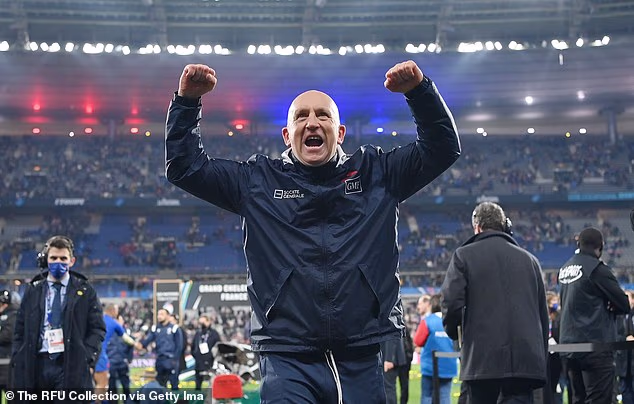 Es ist eine große Überraschung, dass Shaun Edwards, der Frankreich zu einem weiteren Six-Nations-Titel verholfen hat, seine Position als Assistent von Fabien Galthie aufgeben wird.