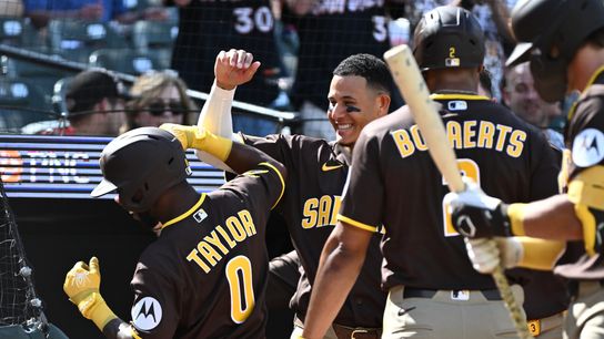 Taylors erster Homerun, insgesamt 5, schlugen die Padres gegen die Orioles