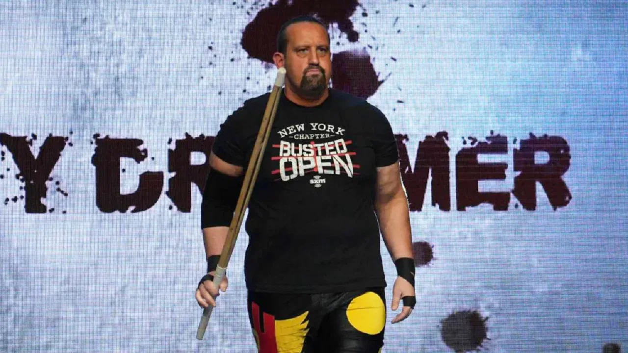Weitere Wrestler berichten über ihre bisherigen Erfahrungen bei der Zusammenarbeit mit Tommy Dreamer, während es aktuelle Gerüchte gibt: „Ich habe darauf gewartet …“