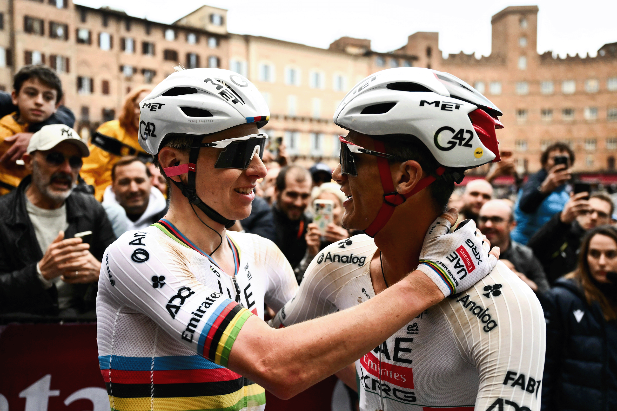 „Ich möchte einfach so glücklich sein wie er auf dem Fahrrad“ – unheilvolle Zeichen für Tade Pogacars Rivalen, während Tour-de-France-Leutnant Isaac del Toro einen weiteren Schritt macht